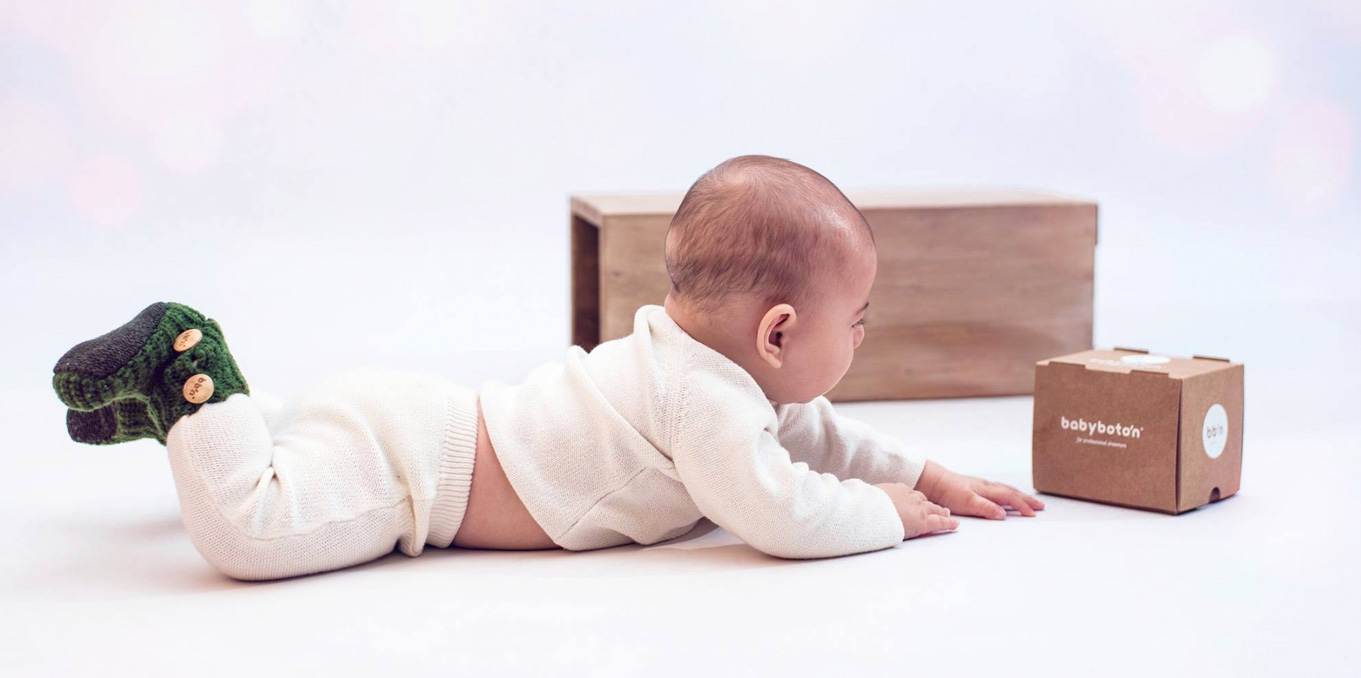 Regalos para bebés de 6 meses: los más útiles para ellos y sus